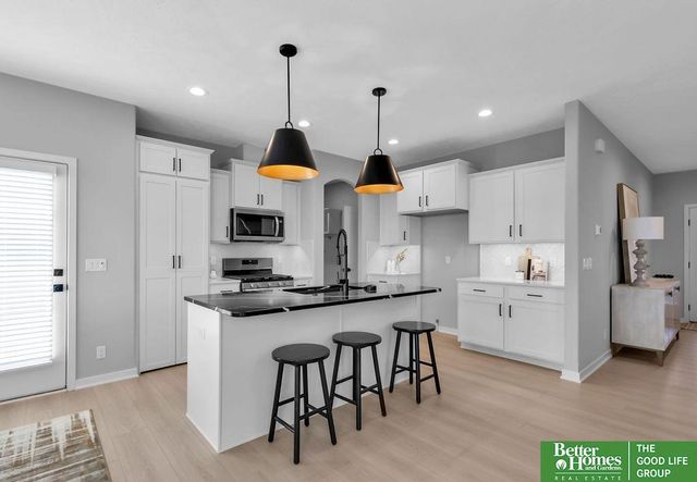 17105 Cora Street, Bennington, NE 68007