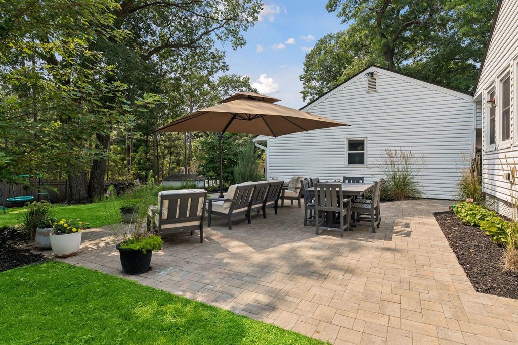 17901 Covington Road, Minnetonka, MN 55345 — photo 2