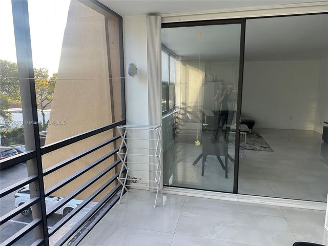 20291 NE 30th Ave PH24, Aventura, FL 33180