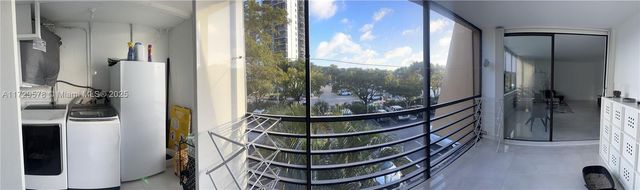 20291 NE 30th Ave PH24, Aventura, FL 33180