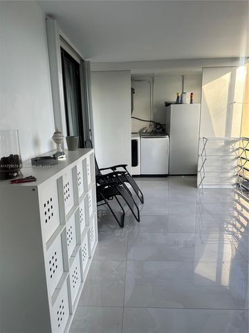 20291 NE 30th Ave PH24, Aventura, FL 33180