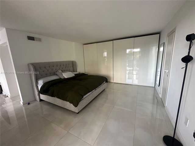 20291 NE 30th Ave PH24, Aventura, FL 33180