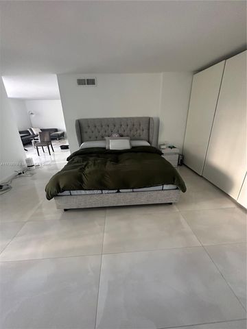 20291 NE 30th Ave PH24, Aventura, FL 33180