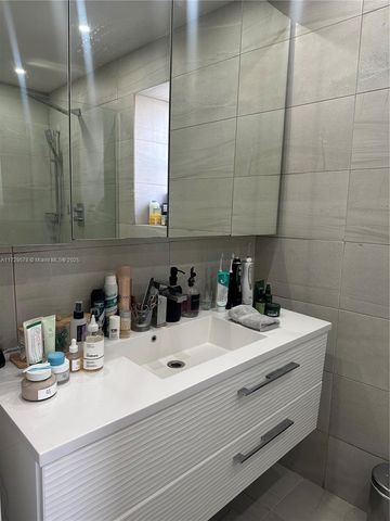 20291 NE 30th Ave PH24, Aventura, FL 33180