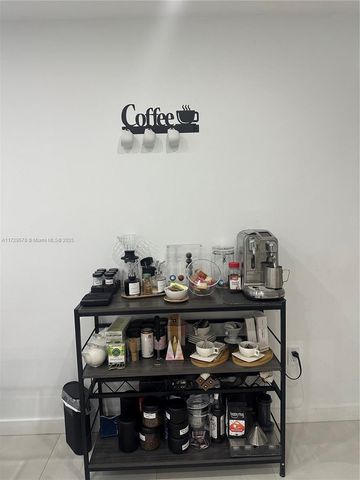 20291 NE 30th Ave PH24, Aventura, FL 33180