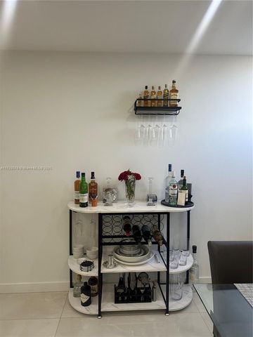 20291 NE 30th Ave PH24, Aventura, FL 33180