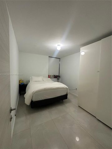 20291 NE 30th Ave PH24, Aventura, FL 33180