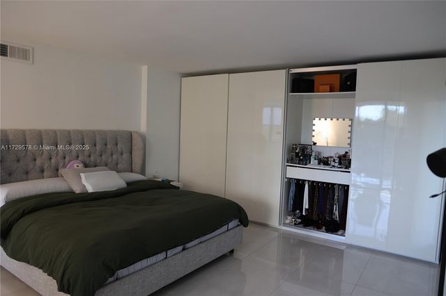 20291 NE 30th Ave PH24, Aventura, FL 33180