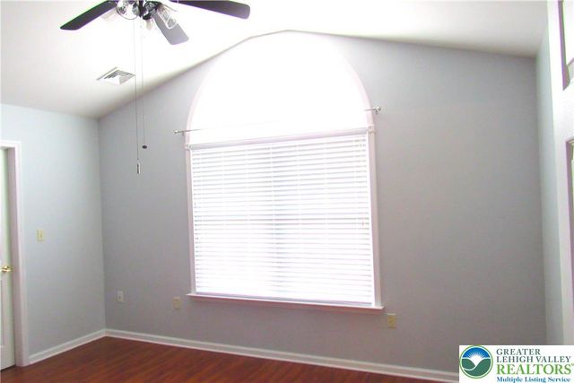 1530 West Harvest Drive, Forks Twp, PA 18045