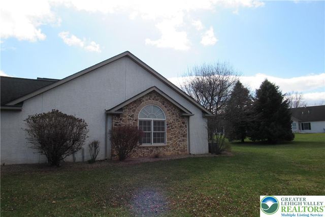 1530 West Harvest Drive, Forks Twp, PA 18045