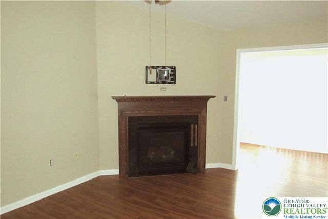 1530 West Harvest Drive, Forks Twp, PA 18045