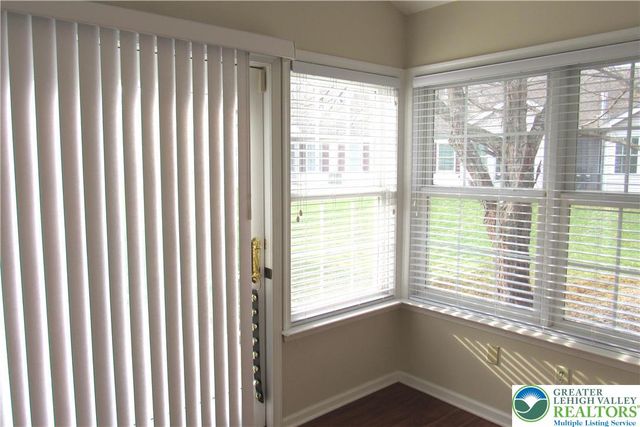 1530 West Harvest Drive, Forks Twp, PA 18045