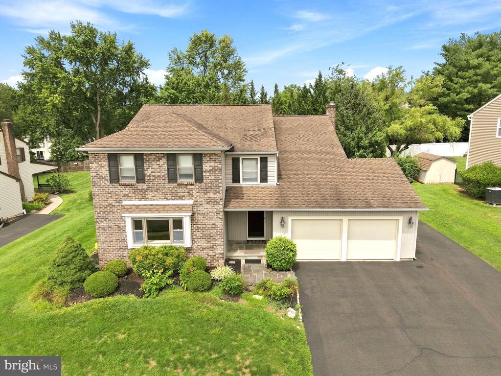 1066 HACKNEY CIR, WARRINGTON, PA 18976 — exterior