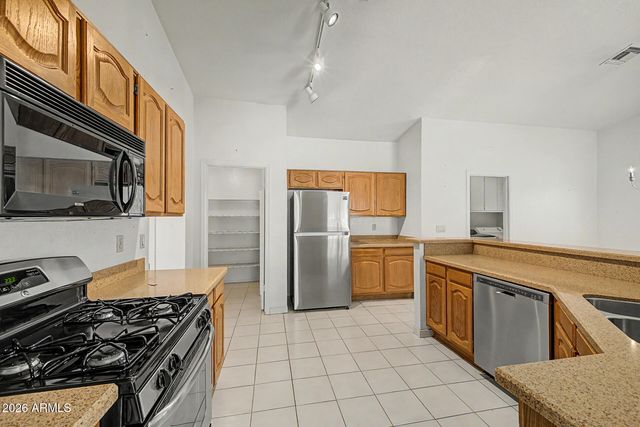 11066 W RUNION Drive, Peoria, AZ 85373