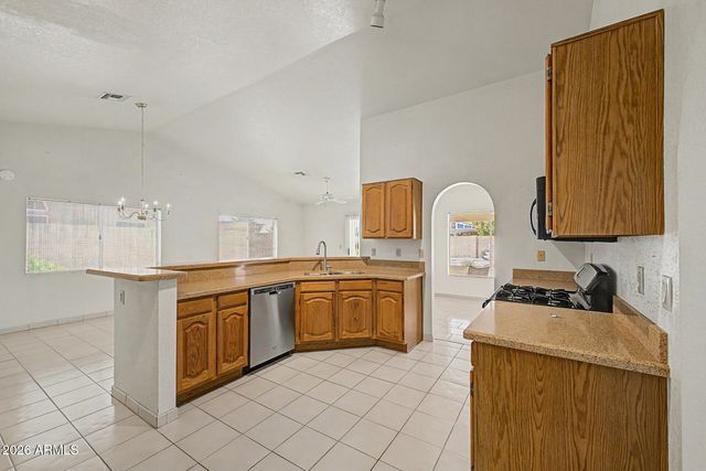 11066 W RUNION Drive, Peoria, AZ 85373
