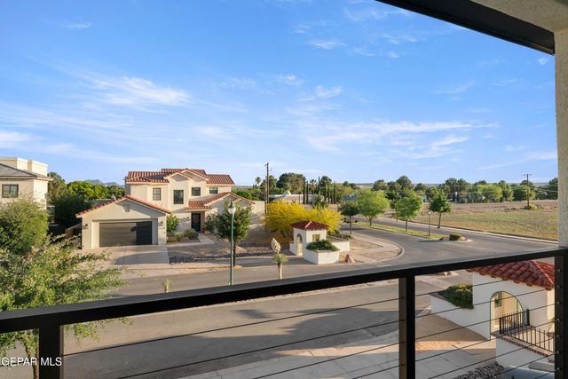 525 Cotton Blossom Avenue, El Paso, TX 79922