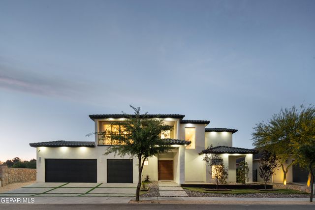 525 Cotton Blossom Avenue, El Paso, TX 79922