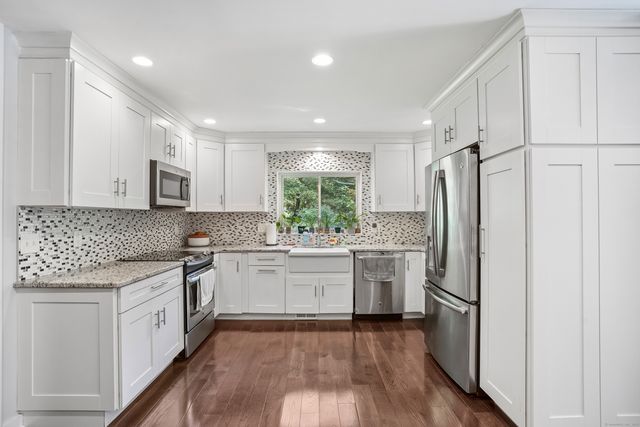 15 Bartram Drive, Redding, CT 06896