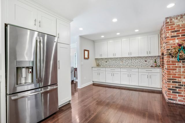 15 Bartram Drive, Redding, CT 06896