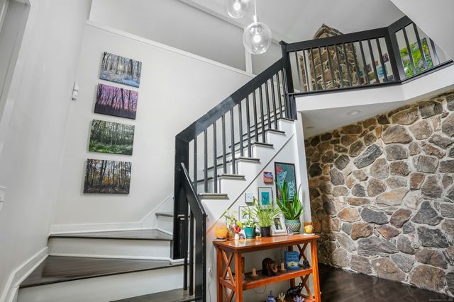 15 Bartram Drive, Redding, CT 06896
