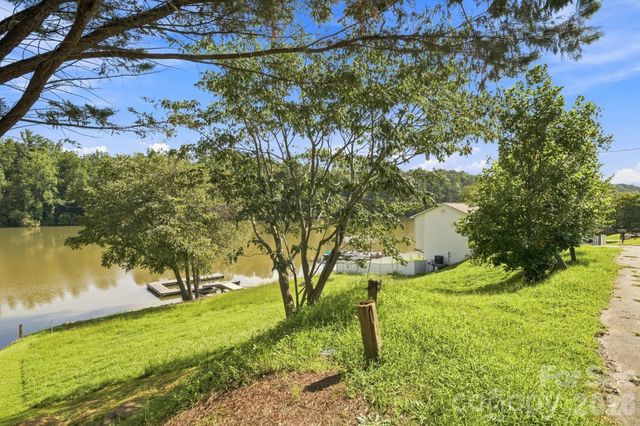 207 Catawba Avenue, Hickory, NC 28601