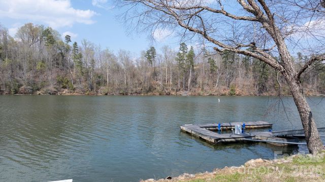 207 Catawba Avenue, Hickory, NC 28601