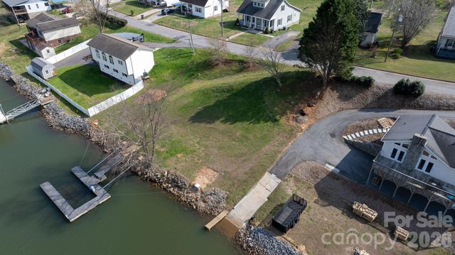207 Catawba Avenue, Hickory, NC 28601