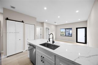 630 NE 166th St 3, Miami, FL 33162