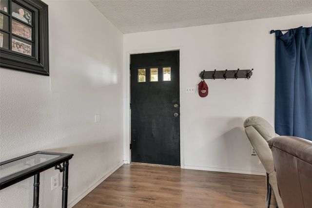 6268 Crest Lane, Oak Grove, TX 75142