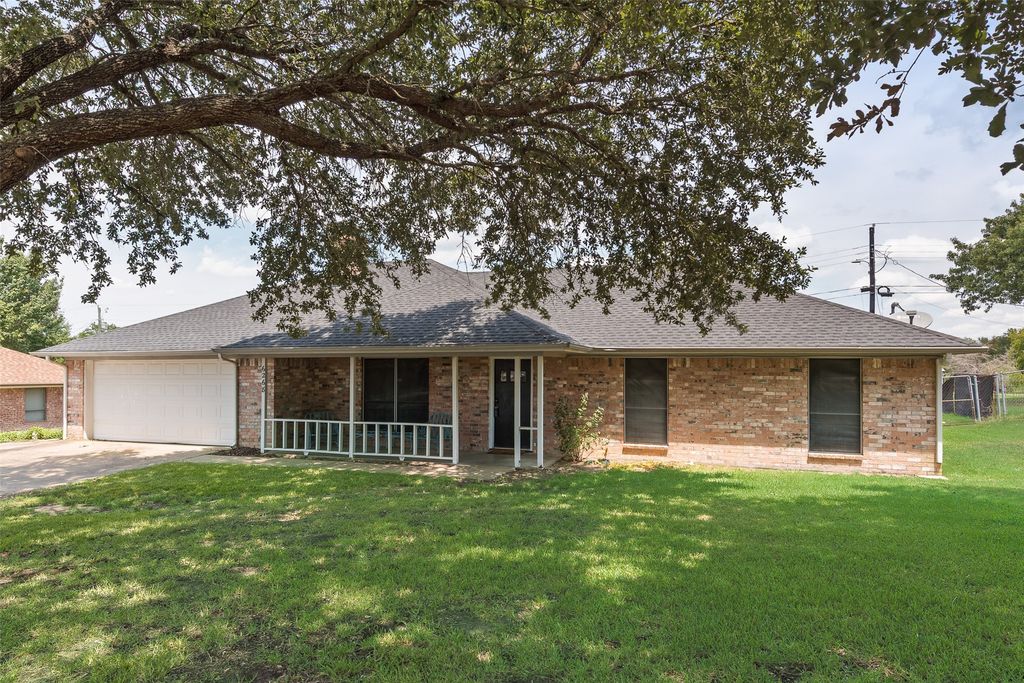 6268 Crest Lane, Oak Grove, TX 75142