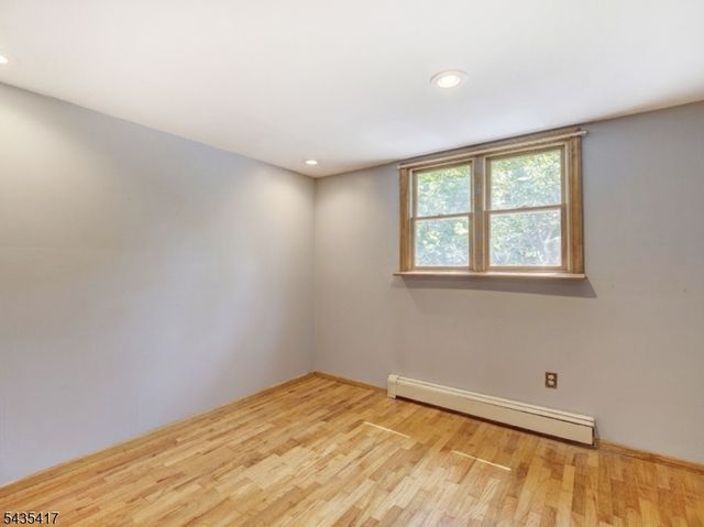 38 Orchard Dr, Vernon Twp., NJ 07462