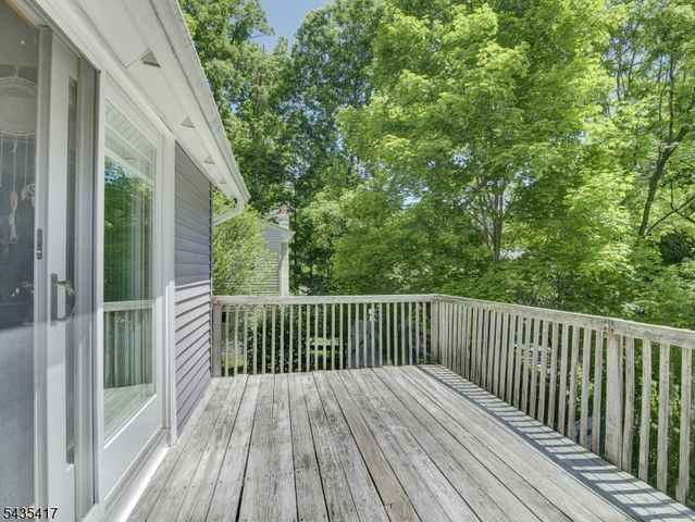 38 Orchard Dr, Vernon Twp., NJ 07462