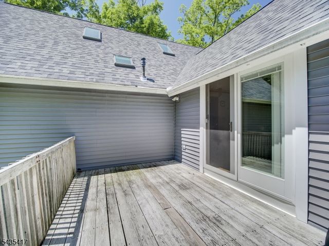 38 Orchard Dr, Vernon Twp., NJ 07462