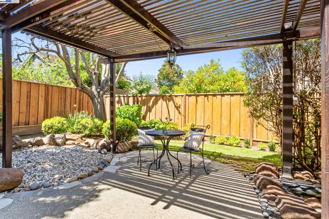 1728 Cottonwood St, Union City, CA 94587