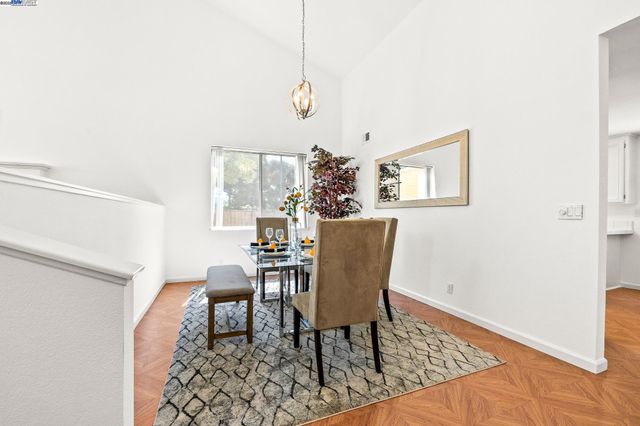 1728 Cottonwood St, Union City, CA 94587