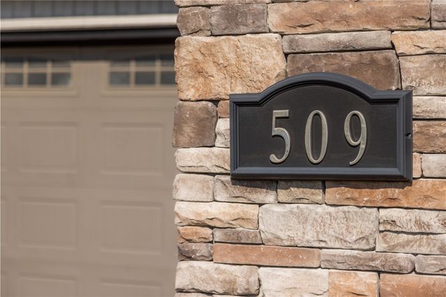 509 Waterfalls Court, Farmington, AR 72730