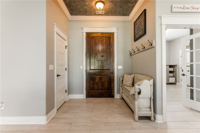 509 Waterfalls Court, Farmington, AR 72730