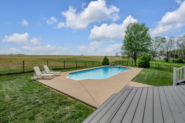 905 Pretty Run Road, Winchester, KY 40391