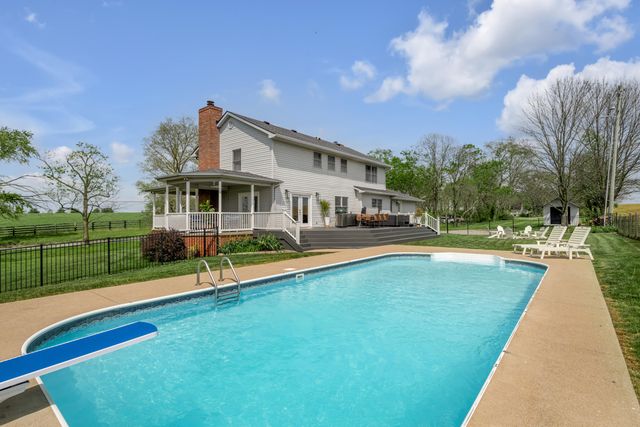 905 Pretty Run Road, Winchester, KY 40391