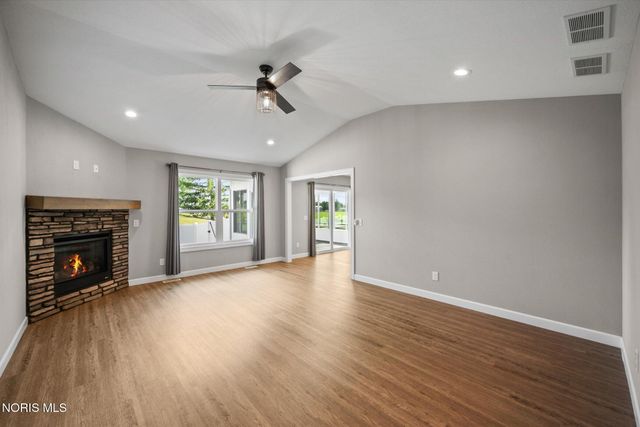 2 Glacier Lane, Delta, OH 43515