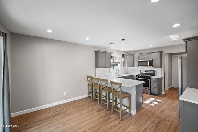 2 Glacier Lane, Delta, OH 43515
