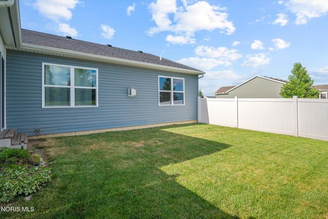 2 Glacier Lane, Delta, OH 43515