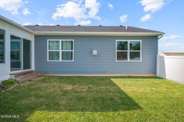 2 Glacier Lane, Delta, OH 43515
