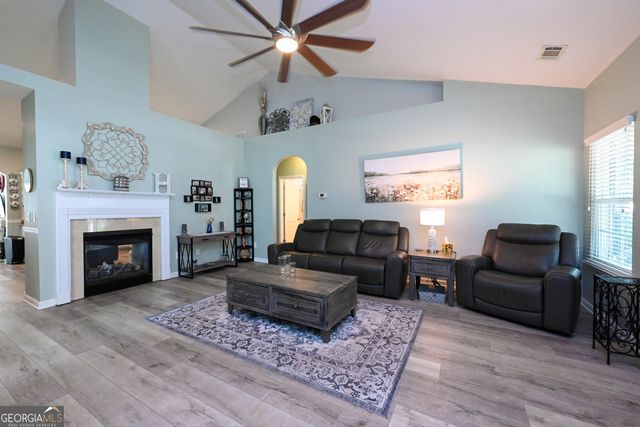 34 Tapestry Lane, Newnan, GA 30265