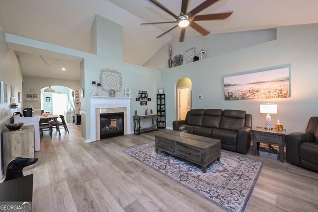 34 Tapestry Lane, Newnan, GA 30265