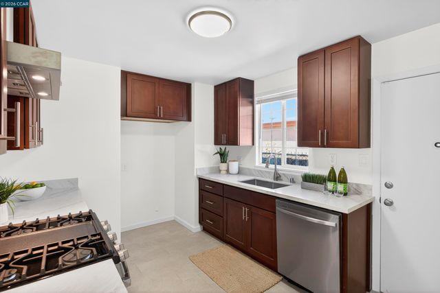 335 S 26Th St, Richmond, CA 94804