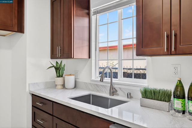 335 S 26Th St, Richmond, CA 94804
