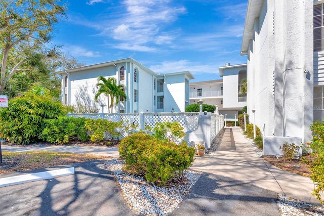 6304 POINTE WEST BOULEVARD A306, Bradenton, FL 34209