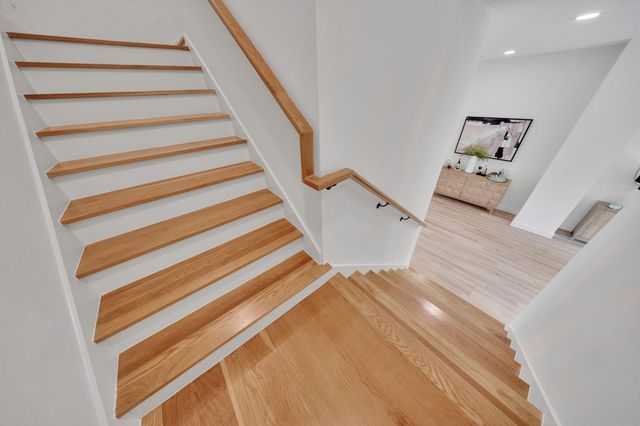 1135 Lake Pointe Parkway, Sugar Land, TX 77478