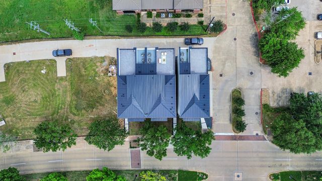 1135 Lake Pointe Parkway, Sugar Land, TX 77478